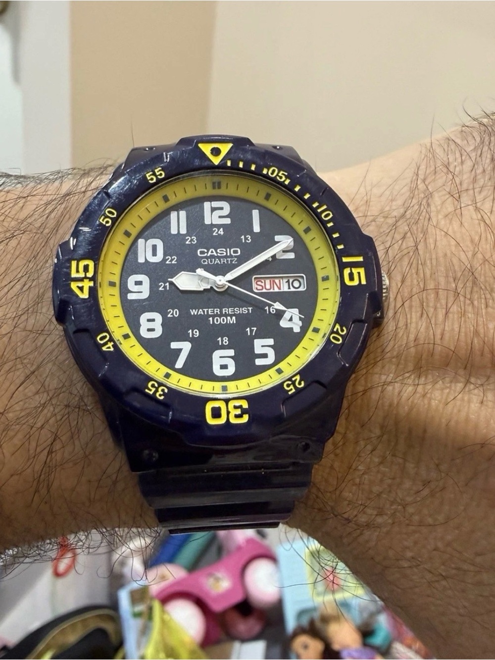 Casio MRW-200HC-2BV Mens Diver Style Analog Watch Navy Blue Yellow Day Date 100M